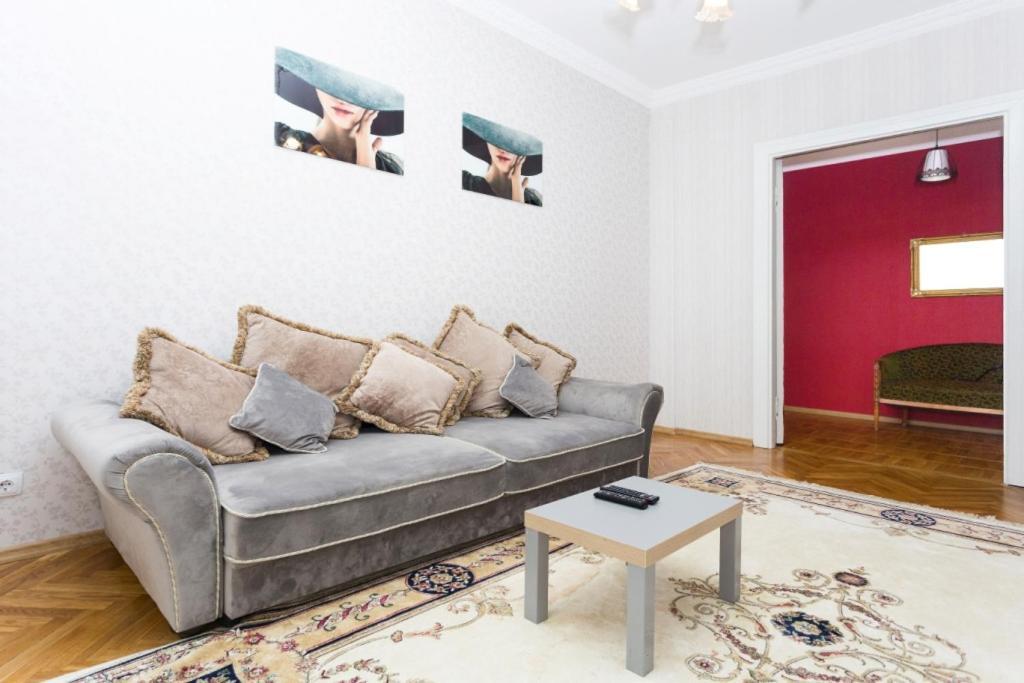 Apartment Lenina 3 Minsk Esterno foto
